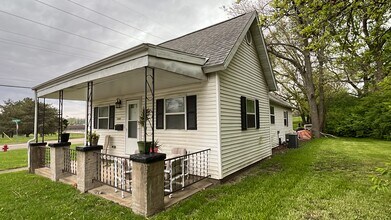1089 S Martin Luther King Jr Dr in Decatur, IL - Foto de edificio - Building Photo