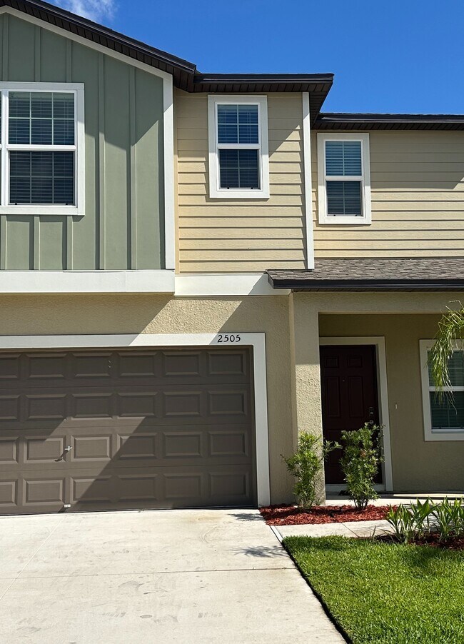 property at 2505 Victorious Fls Ave