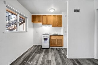 3624 E Colorado Blvd in Pasadena, CA - Building Photo - Building Photo