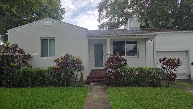 property at 2462 SW 20th St