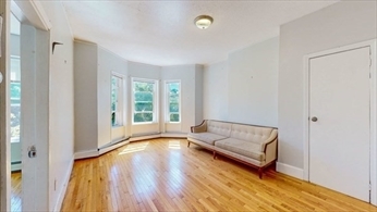 2999 Washington St, Unit 2 in Boston, MA - Building Photo