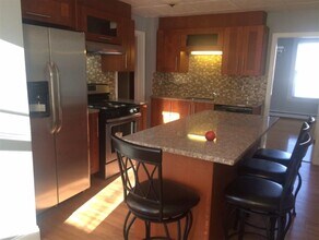 77 Lyman Ave, Unit 77 in Medford, MA - Building Photo - Building Photo