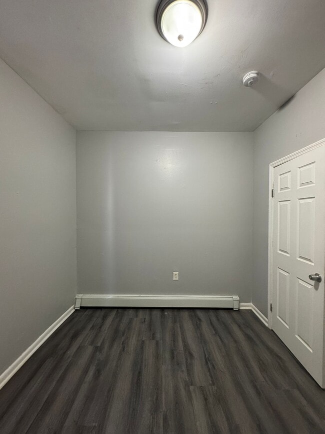 446 Summer Ave, Unit 1 in Newark, NJ - Building Photo - Building Photo