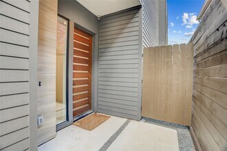 1116 Peden St in Houston, TX - Building Photo - Building Photo