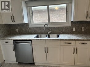 3154 Regis Ave in Windsor, ON - Building Photo - Building Photo