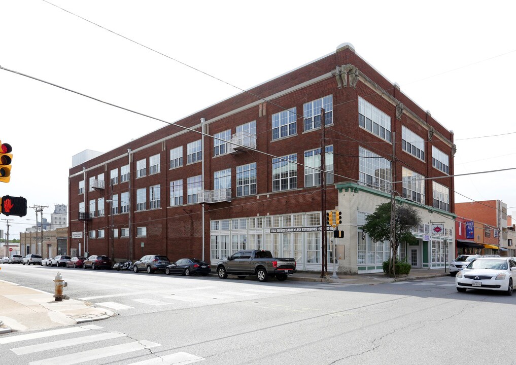 Travis Lofts in Sherman, TX - Foto de edificio