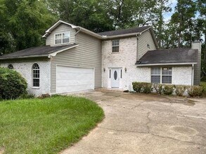 4006 Kilmartin Dr, Unit 3 in Tallahassee, FL - Building Photo - Building Photo