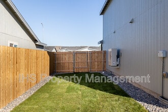 312 Dawson Ln in Pasco, WA - Building Photo - Building Photo