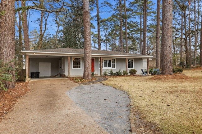 property at 1726 Hillview Dr