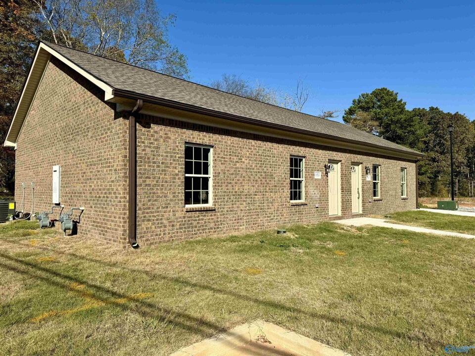 16563 Jamilynn Dr in Athens, AL - Building Photo