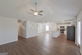 137 Western Red Cedar Dr in Springfield, GA - Building Photo - Building Photo