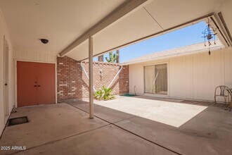10325 W Cameo Dr in Sun City, AZ - Building Photo - Building Photo