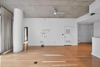 950 W Peachtree St NW in Atlanta, GA - Building Photo - Building Photo