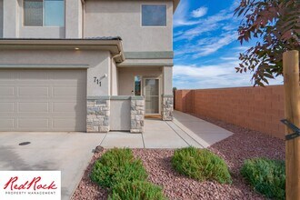 711 S Malorie Wy in Ivins, UT - Building Photo - Building Photo