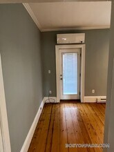 127 Pembroke St, Unit 5 in Boston, MA - Foto de edificio - Building Photo