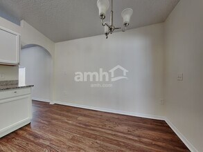 2946 Mingo Dr in Land O Lakes, FL - Foto de edificio - Building Photo