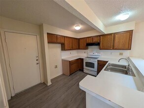 7400 Rutgers Cir in Rowlett, TX - Building Photo - Building Photo