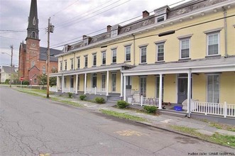 76-88 Spring St in Kingston, NY - Building Photo - Building Photo