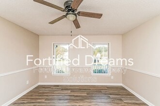 814 N Greenbriar St in Liberty, NC - Building Photo - Building Photo