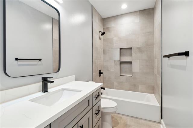 2121 Jourdan Ave in New Orleans, LA - Building Photo - Building Photo