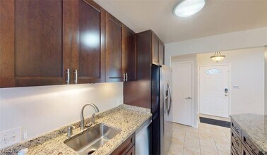 4131 Burton Dr in Stow, OH - Building Photo - Building Photo