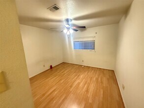 9526 Misty Bridge St in Houston, TX - Building Photo - Building Photo