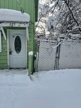 285 Cindy Dr in Fairbanks, AK - Building Photo - Building Photo