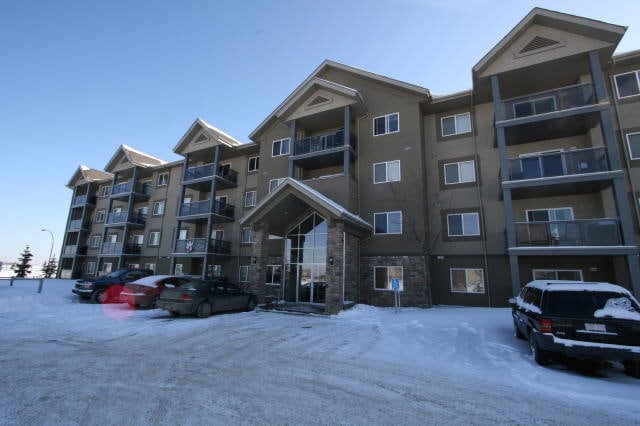 279 Suder Greens Dr NW in Edmonton, AB - Building Photo - Building Photo