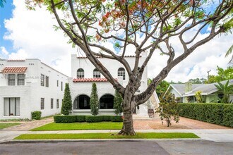 59 NE 42nd St in Miami, FL - Building Photo - Building Photo