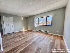 837 River St, Unit 14 in Boston, MA - Building Photo - Building Photo