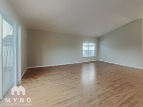 1328 Maximilian Dr in Zephyrhills, FL - Building Photo - Building Photo