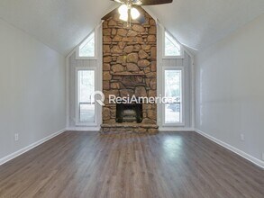 3806 Lawrenceton Cove in Memphis, TN - Building Photo - Building Photo