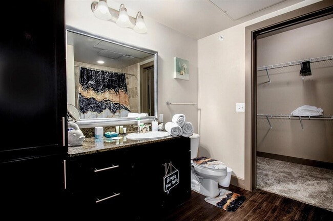 15506 Quorum Dr in Addison, TX - Building Photo - Building Photo