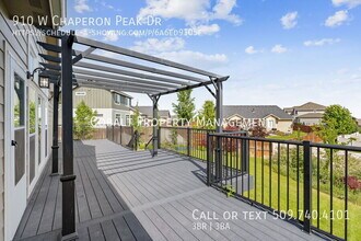 910 W Chaperon Peak Dr in Spokane, WA - Foto de edificio - Building Photo