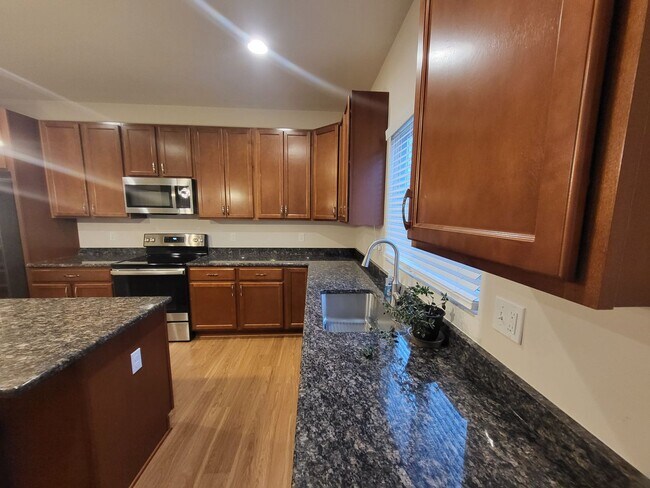 327 Hidden River E in Holly, MI - Building Photo - Building Photo