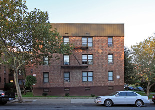 1808 21st Ave in Long Island City, NY - Building Photo - Building Photo