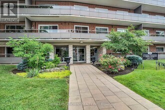 11 Woodman Dr S in Hamilton, ON - Building Photo - Building Photo