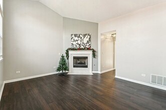 2227 Waterleaf Ct in Naperville, IL - Building Photo - Building Photo