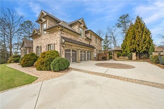 1270 Becket Dr NE in Atlanta, GA - Building Photo - Building Photo