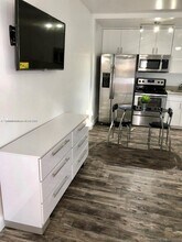 2344 W Flagler St in Miami, FL - Building Photo - Building Photo