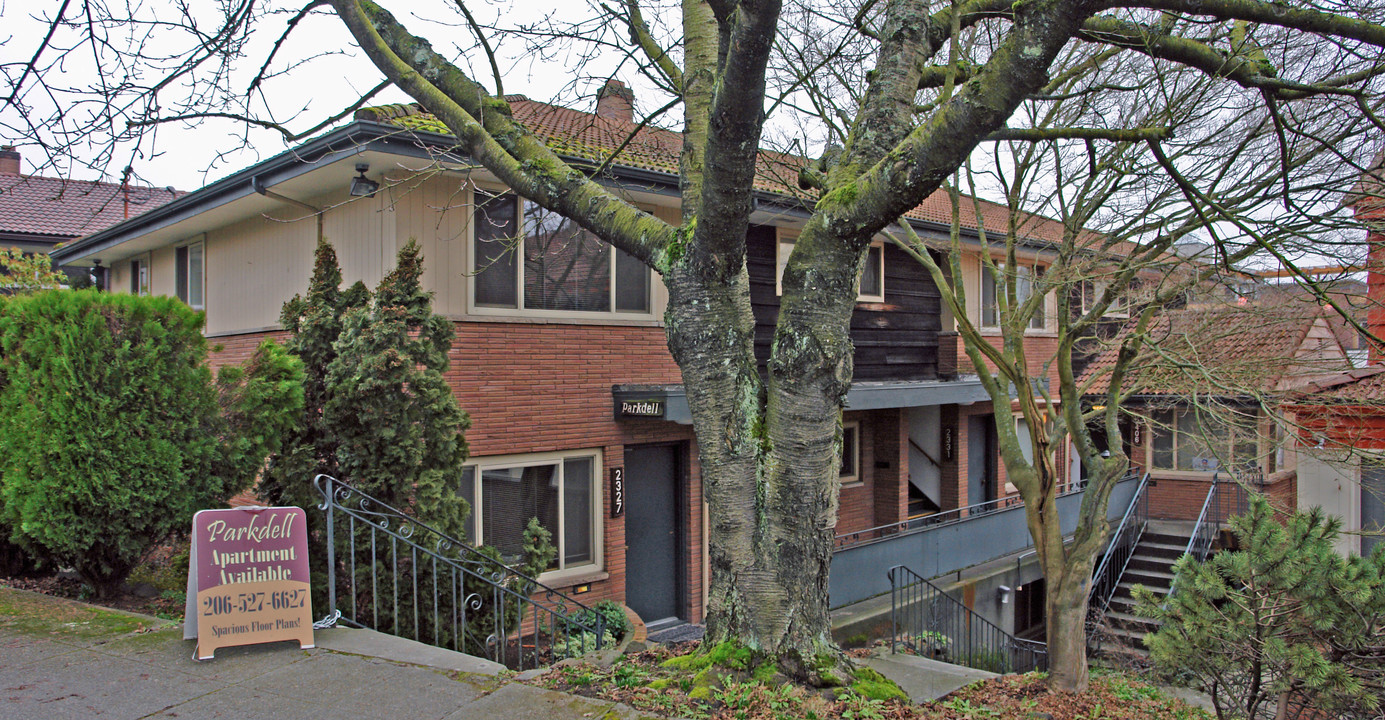 Parkdell Apartments in Seattle, WA - Foto de edificio