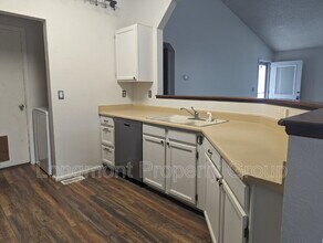1610 Ervine Ave in Longmont, CO - Building Photo - Building Photo