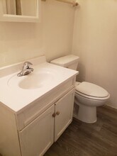 6910 N 43rd St in Milwaukee, WI - Building Photo - Building Photo