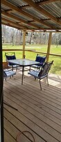13298 County Rd 190 in Alvin, TX - Building Photo