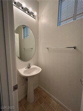 10536 La Campana St in Las Vegas, NV - Foto de edificio - Building Photo