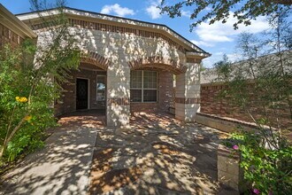4054 Deep River in San Antonio, TX - Building Photo - Building Photo