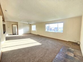 302 N Argonne Rd in Spokane Valley, WA - Building Photo - Building Photo