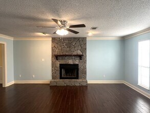 108 Turtle Dove Ct in Warner Robins, GA - Building Photo - Building Photo