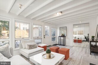 3817 Cathedral Ave NW in Washington, DC - Building Photo - Building Photo