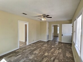 1505 Bowen Ave in Ocean Springs, MS - Building Photo - Building Photo